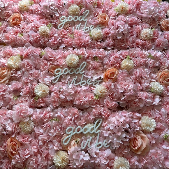 Good Vibes Floral Wall Decor- Neon Light Home Decor - Picture 13 of 13